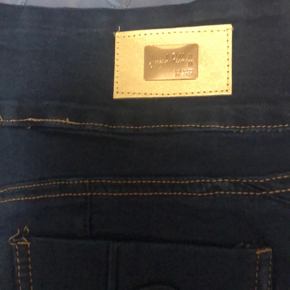 jeans. NWT - Picture 2 of 11